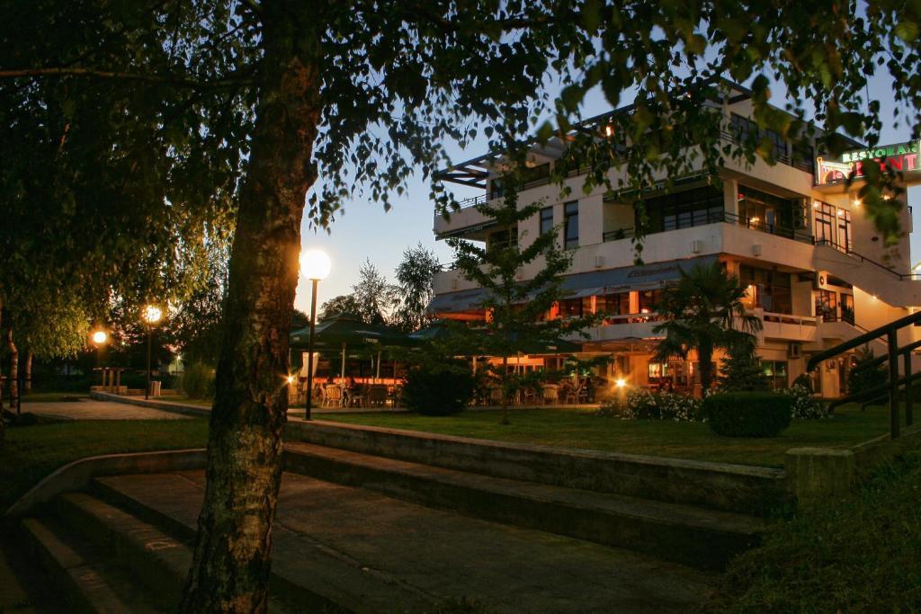 Hotel Le Pont Prijedor Exterior foto